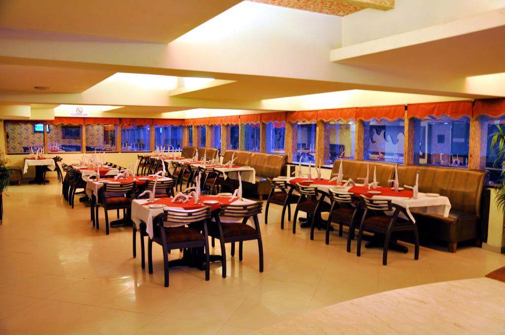 Hotel Pr Residency Amritsar Restoran foto