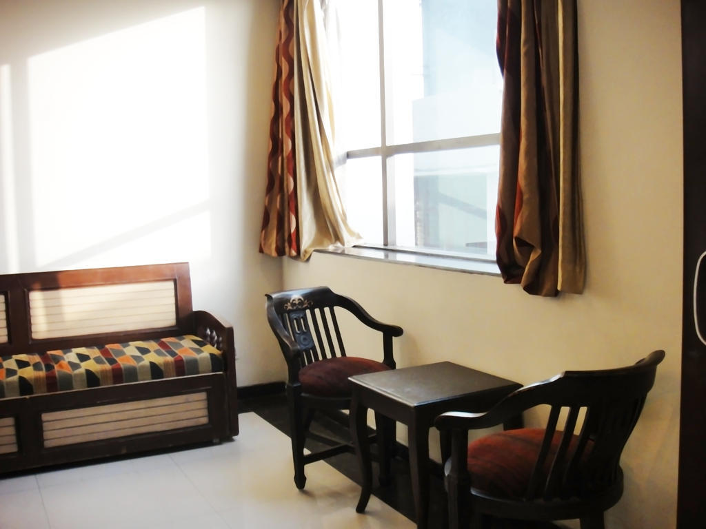 Hotel Pr Residency Amritsar Bagian luar foto