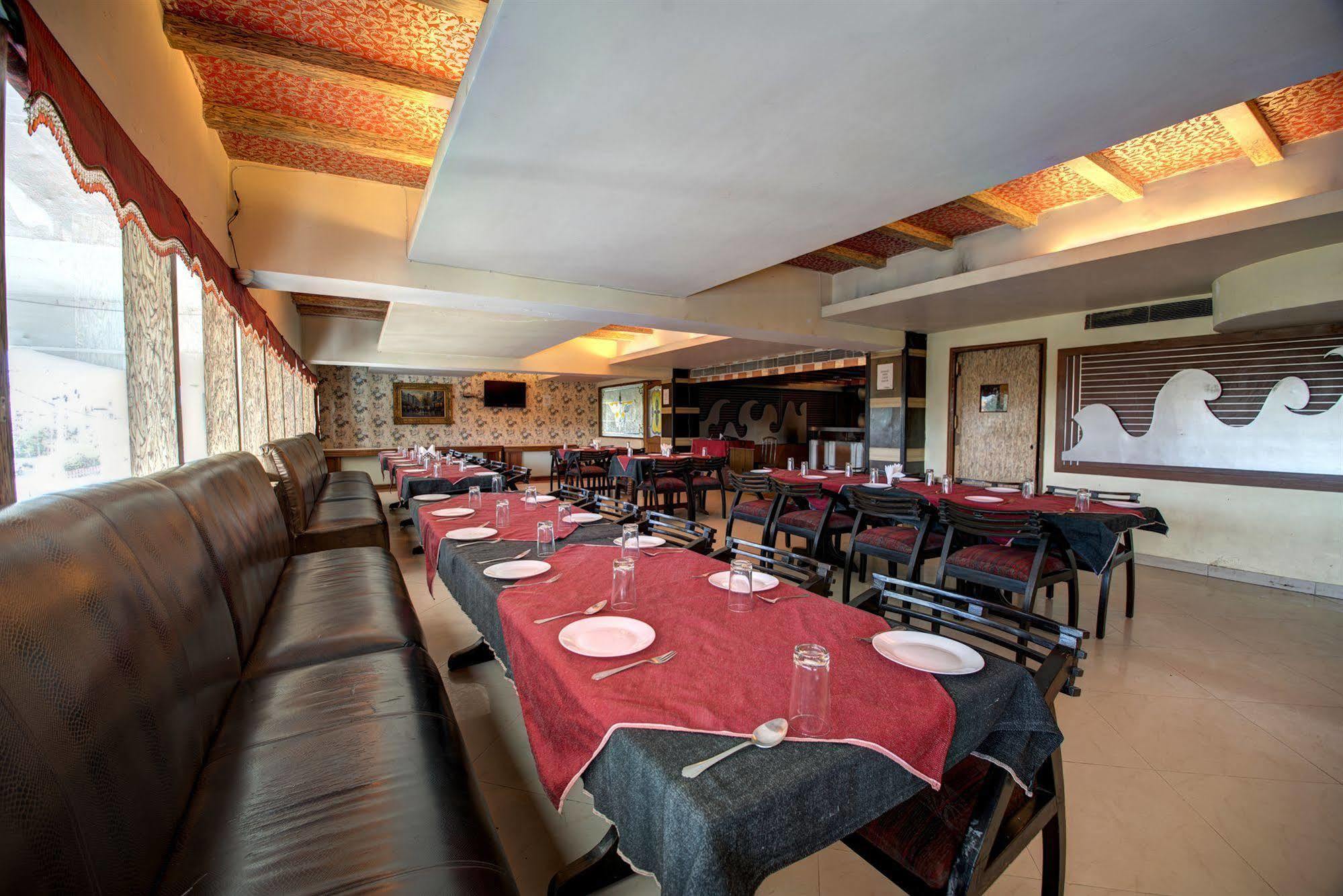 Hotel Pr Residency Amritsar Bagian luar foto