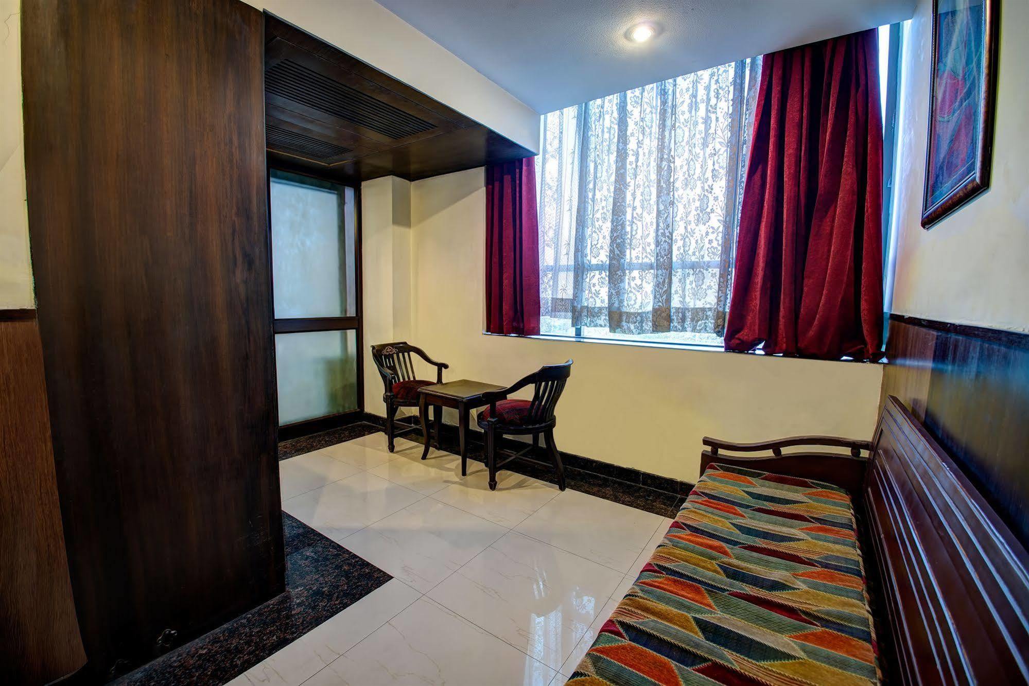 Hotel Pr Residency Amritsar Bagian luar foto