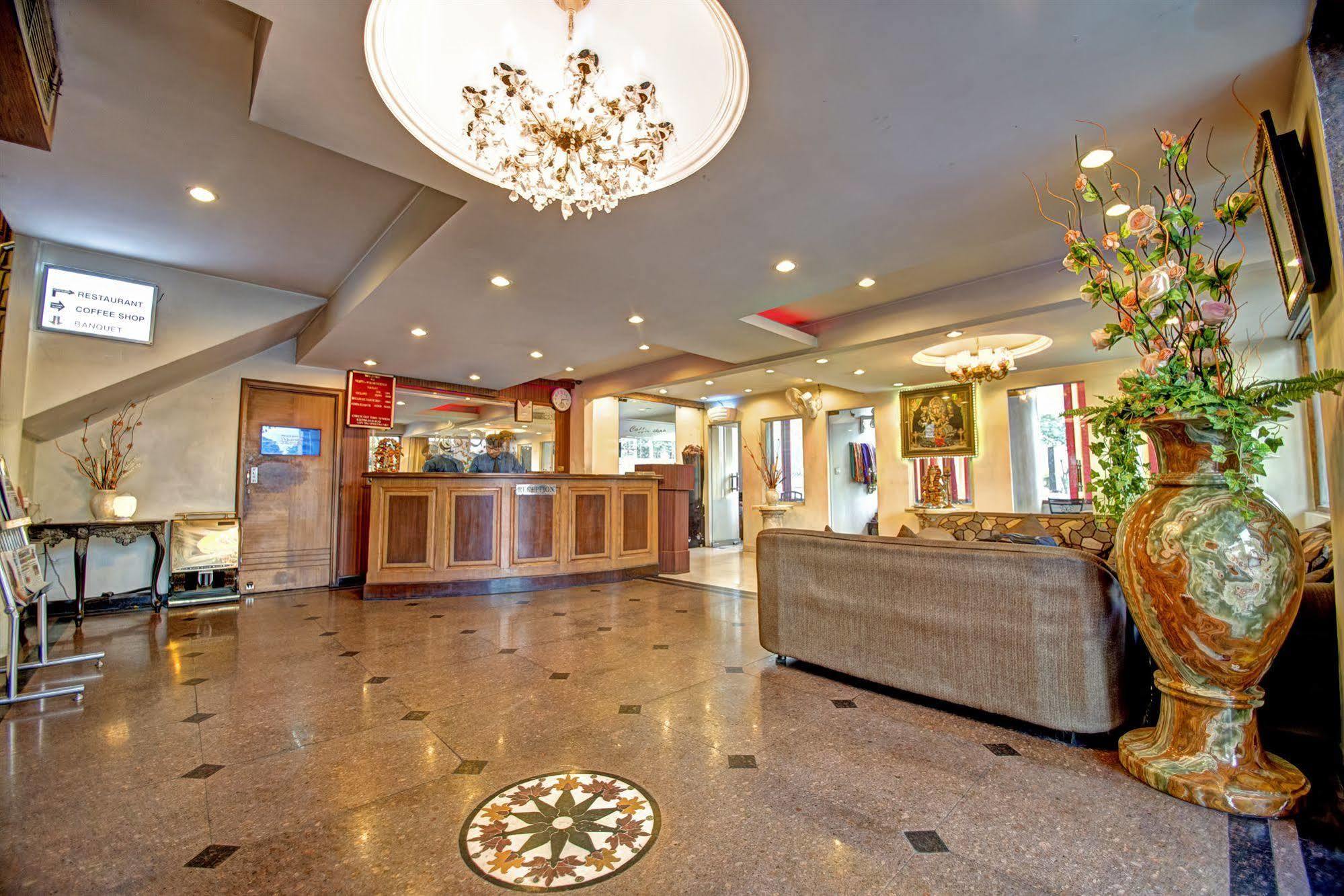 Hotel Pr Residency Amritsar Bagian luar foto